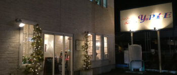 札幌の洋食レストランユっぴーで美味しいビーフシチューと巨大エビフライを食す。