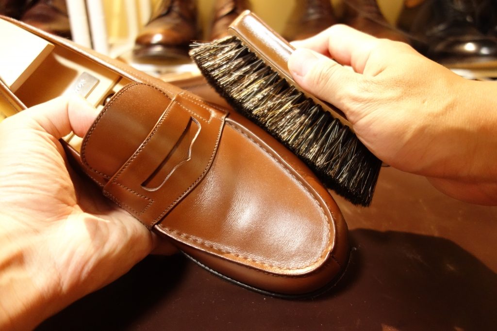 J.M.Westonのお手入れシューケアのやり方（パリサントノーレ店直伝の靴 