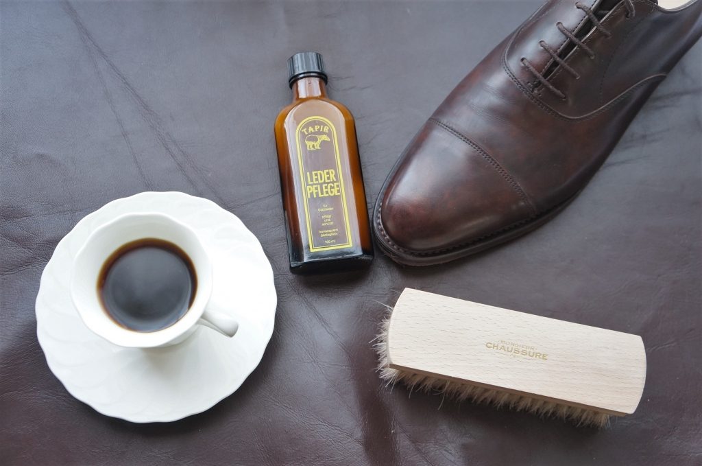 コーヒーと靴磨き