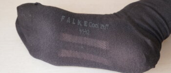 FALKE COOL 24/7ソックス13230で暑い夏を乗り切れ！｜人類を足蒸れから解放する靴下をレビュー。